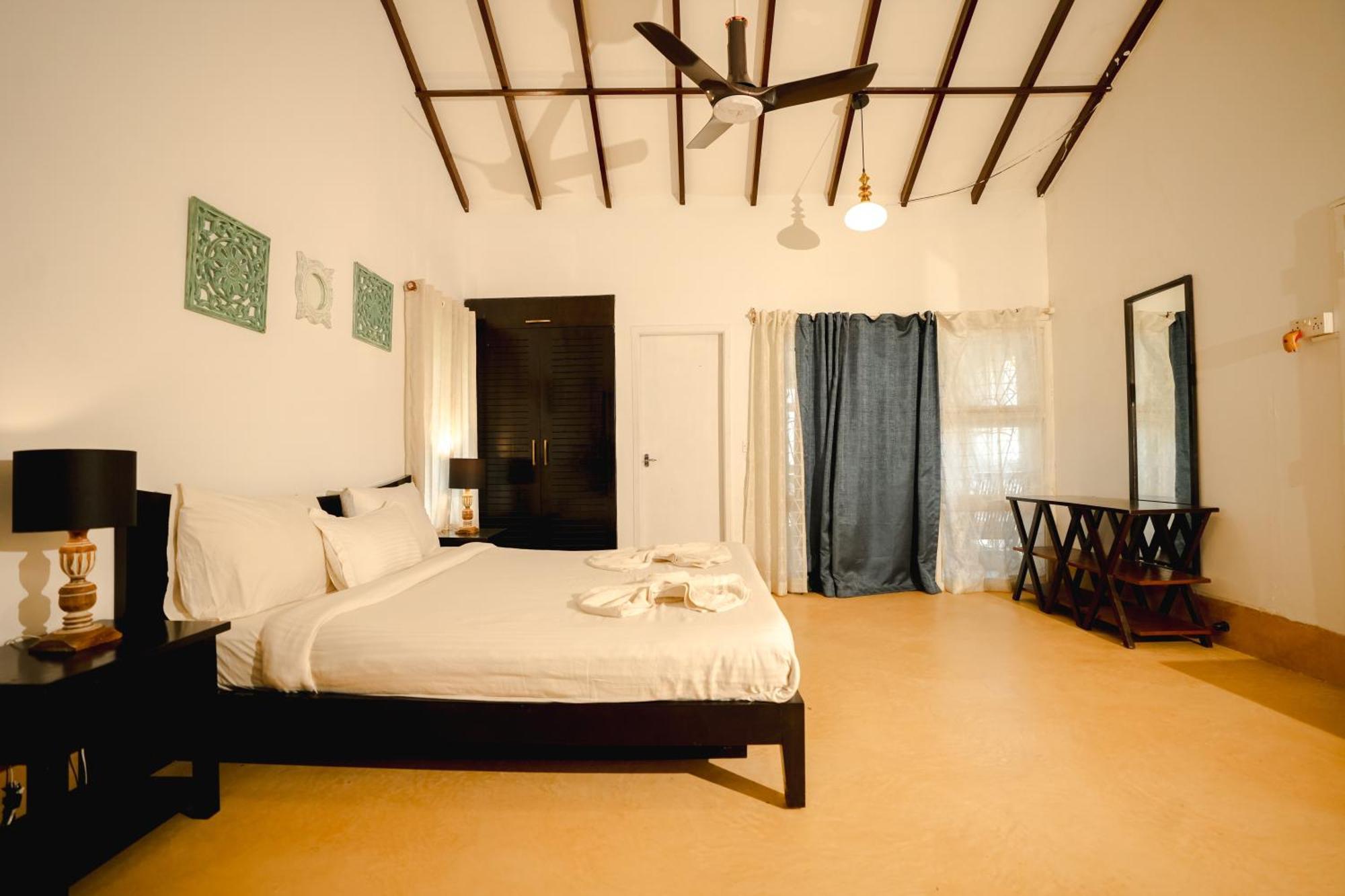 Villa M - Solitude 2 Candolim Goa 3Bhk, Pool Facing, Near Beach, Free Breakfast, Free Wifi And Prime Location Εξωτερικό φωτογραφία