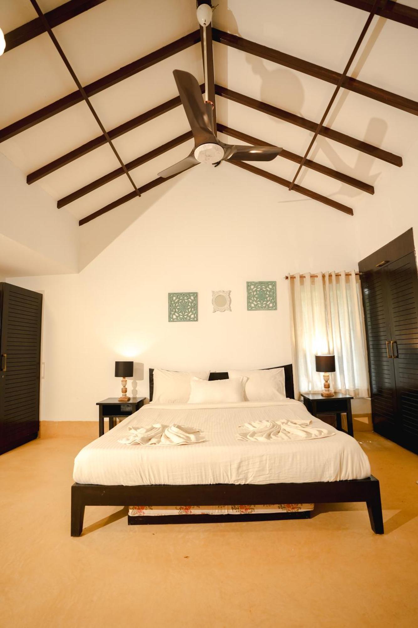 Villa M - Solitude 2 Candolim Goa 3Bhk, Pool Facing, Near Beach, Free Breakfast, Free Wifi And Prime Location Εξωτερικό φωτογραφία