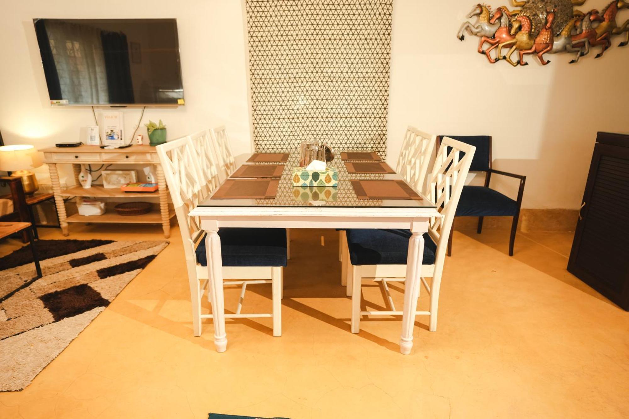 Villa M - Solitude 2 Candolim Goa 3Bhk, Pool Facing, Near Beach, Free Breakfast, Free Wifi And Prime Location Εξωτερικό φωτογραφία